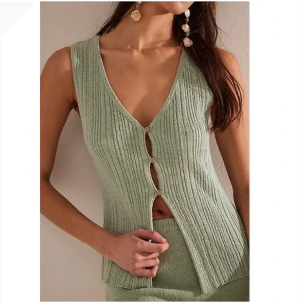 Free People Beach‎ Rhea Sweater Vest in Summer Sage  Ribbed Knit Button Front S
